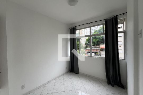 Kitnet/Studio para alugar com 1 quarto, 15m² em Centro, Rio de Janeiro