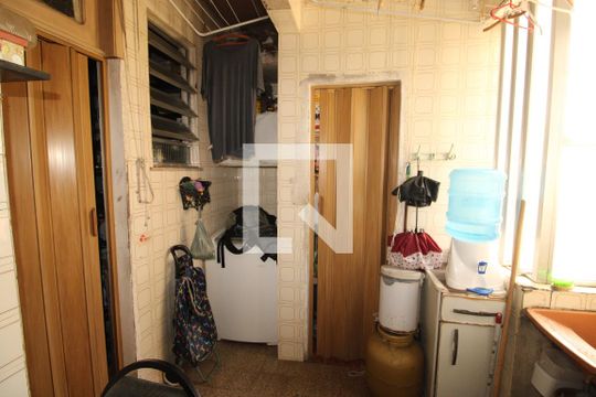 Banheiro  e quarto de se serviço de apartamento à venda com 3 quartos, 68m² em Engenho de Dentro, Rio de Janeiro
