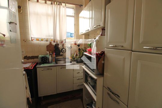 Cozinha de apartamento à venda com 3 quartos, 68m² em Engenho de Dentro, Rio de Janeiro