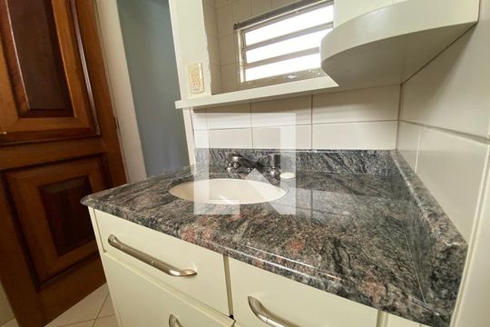 Casa à venda com 4 quartos, 529m² em Marechal Rondon, Canoas