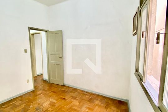 Quarto  de apartamento para alugar com 1 quarto, 50m² em Del Castilho, Rio de Janeiro