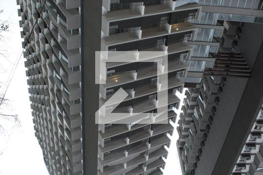 Fachada de apartamento para alugar com 1 quarto, 25m² em Butantã, São Paulo