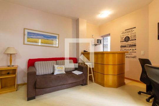 Sala de kitnet/studio à venda com 1 quarto, 45m² em Jardim Paulista, São Paulo