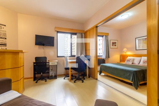 Sala de kitnet/studio à venda com 1 quarto, 45m² em Jardim Paulista, São Paulo