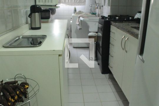 Cozinha de apartamento à venda com 3 quartos, 67m² em Vila Andrade, São Paulo
