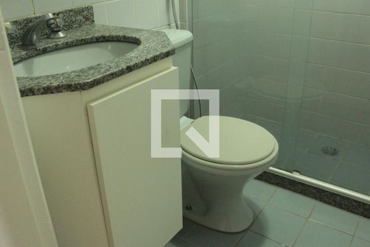 Banheiro de apartamento à venda com 3 quartos, 67m² em Vila Andrade, São Paulo