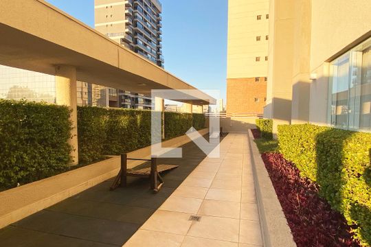 Área comum de apartamento para alugar com 1 quarto, 62m² em Bethaville I, Barueri