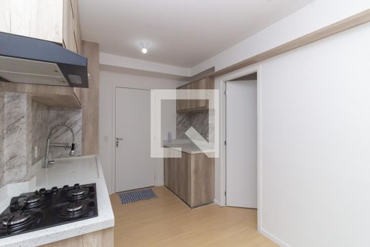 Sala- Cozinha  de apartamento para alugar com 1 quarto, 25m² em Sé, São Paulo