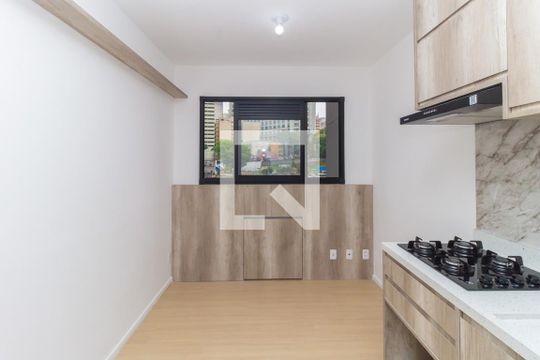 Sala- Cozinha  de apartamento para alugar com 1 quarto, 25m² em Sé, São Paulo