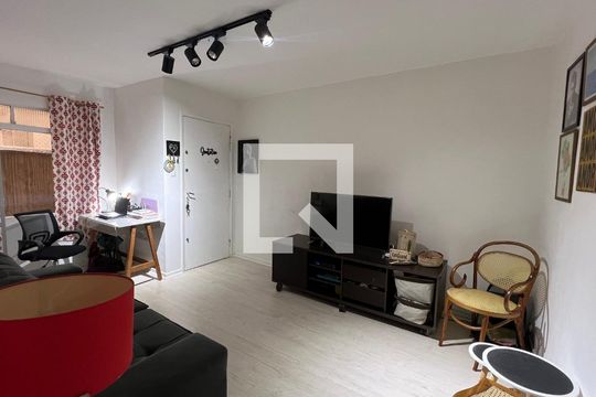 Sala de TV de apartamento para alugar com 2 quartos, 71m² em Perdizes, São Paulo