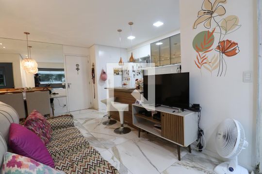 Sala de apartamento à venda com 2 quartos, 93m² em Jardim Prudência, São Paulo