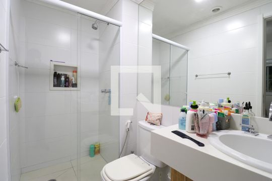 Banheiro de apartamento à venda com 2 quartos, 93m² em Jardim Prudência, São Paulo