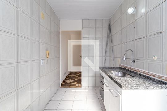 Cozinha de apartamento para alugar com 2 quartos, 47m² em Lauzane Paulista, São Paulo