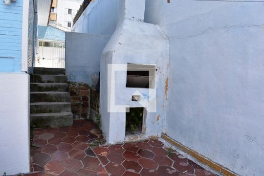 Churrasqueira de casa para alugar com 2 quartos, 218m² em Centro, Curitiba
