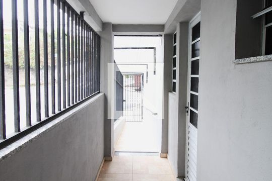 Área comum de kitnet/studio para alugar com 1 quarto, 25m² em Vila Medeiros, São Paulo