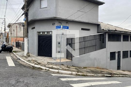 Fachada de kitnet/studio para alugar com 1 quarto, 25m² em Vila Medeiros, São Paulo