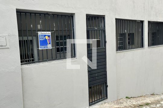 Fachada de apartamento para alugar com 1 quarto, 25m² em Vila Medeiros, São Paulo