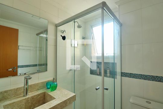 Banheiro do Quarto 3 - Suíte de apartamento à venda com 3 quartos, 85m² em Campestre, Santo André