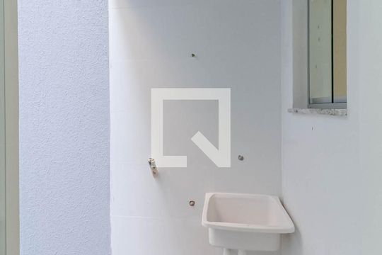 Área de serviço de casa à venda com 2 quartos, 70m² em Planalto, Belo Horizonte