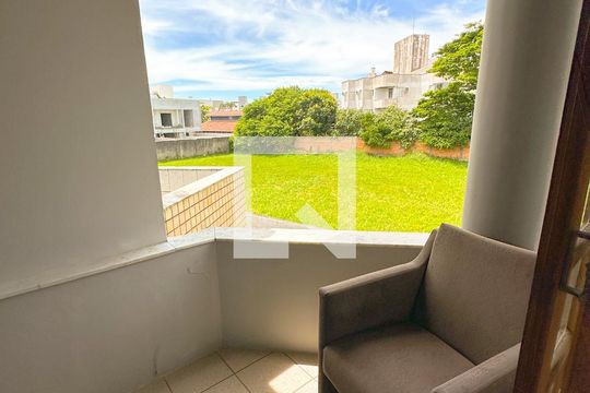 Varanda de casa de condomínio para alugar com 2 quartos, 98m² em Ingleses do Rio Vermelho, Florianópolis
