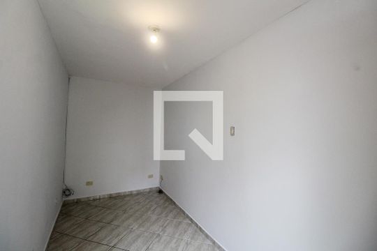 Quarto 1 de casa para alugar com 2 quartos, 120m² em Parque São Lucas, São Paulo