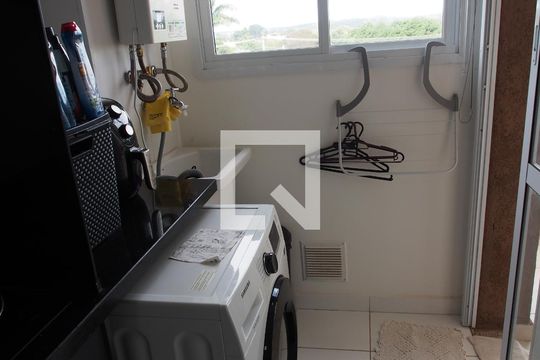 Cozinha e Área de Serviço de apartamento à venda com 2 quartos, 58m² em Medeiros, Jundiaí