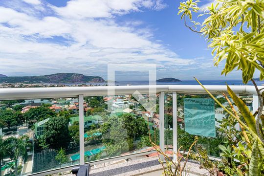 Vista de apartamento à venda com 2 quartos, 86m² em Camboinhas, Niterói