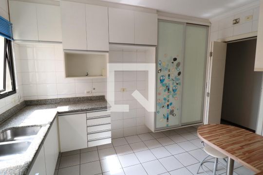 Cozinha de apartamento para alugar com 3 quartos, 125m² em Tatuapé, São Paulo