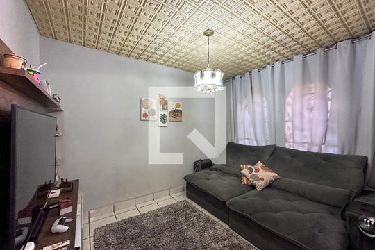 Sala de casa à venda com 4 quartos, 300m² em Parque Jabaquara, São Paulo
