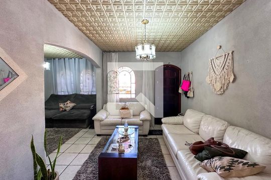 Sala de casa à venda com 4 quartos, 300m² em Parque Jabaquara, São Paulo