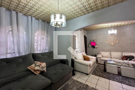 Sala de casa à venda com 4 quartos, 300m² em Parque Jabaquara, São Paulo