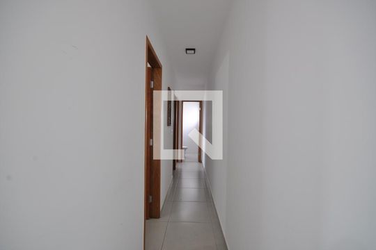 Corredor de apartamento à venda com 3 quartos, 141m² em Vila Constança, São Paulo