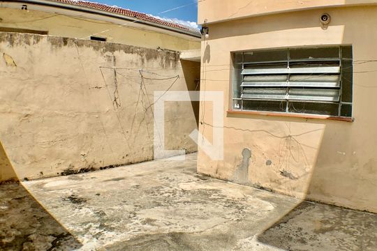Quintal de casa à venda com 5 quartos, 232m² em Ipiranga, São Paulo