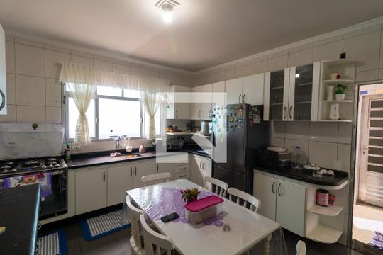 Cozinha de casa à venda com 4 quartos, 260m² em Jardim Ponte Rasa, São Paulo
