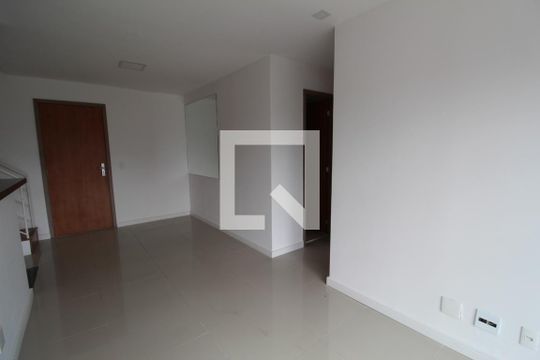 Sala de apartamento para alugar com 3 quartos, 111m² em Jacarepaguá, Rio de Janeiro