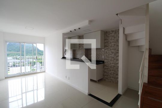 Apartamento para alugar com 3 quartos, 111m² em Jacarepaguá, Rio de Janeiro