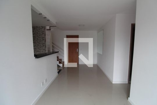 Sala de apartamento para alugar com 3 quartos, 111m² em Jacarepaguá, Rio de Janeiro