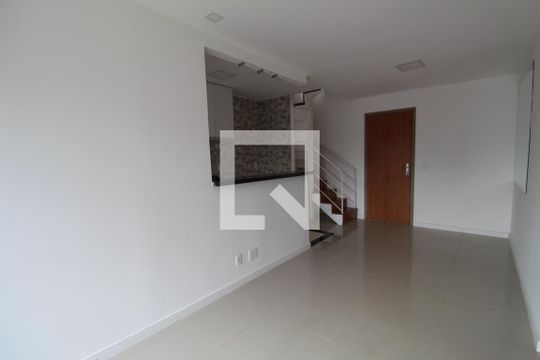 Sala de apartamento para alugar com 3 quartos, 111m² em Jacarepaguá, Rio de Janeiro