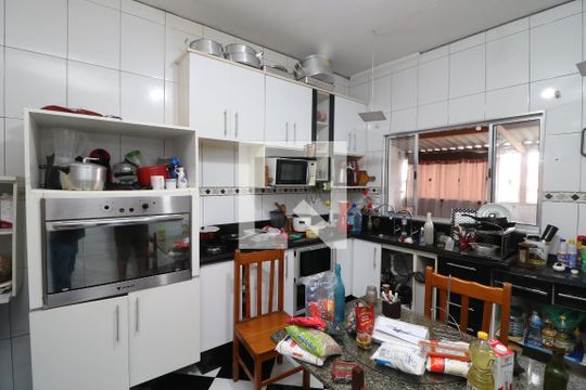 Cozinha de casa à venda com 3 quartos, 120m² em Vila Diva (zona Leste), São Paulo