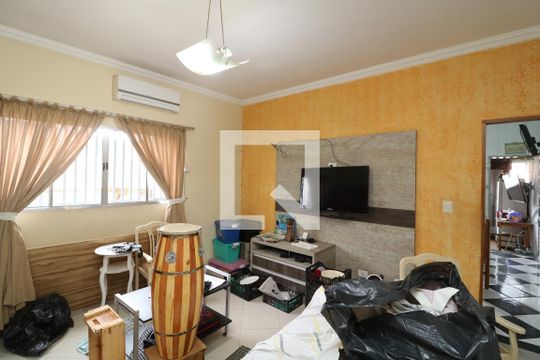 Sala de casa à venda com 3 quartos, 120m² em Vila Diva (zona Leste), São Paulo