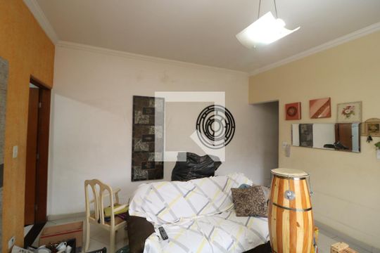 Sala de casa à venda com 3 quartos, 120m² em Vila Diva (zona Leste), São Paulo