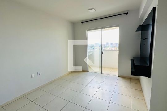 Sala de apartamento à venda com 3 quartos, 68m² em Vila Viana, Goiânia