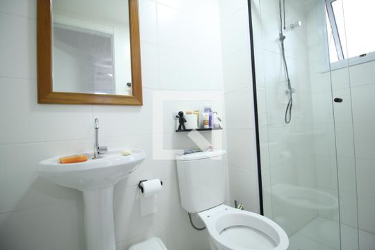 Banheiro de apartamento para alugar com 1 quarto, 29m² em Belenzinho, São Paulo