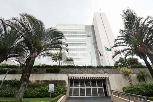 Fachada de kitnet/studio para alugar com 1 quarto, 35m² em Carandiru, São Paulo