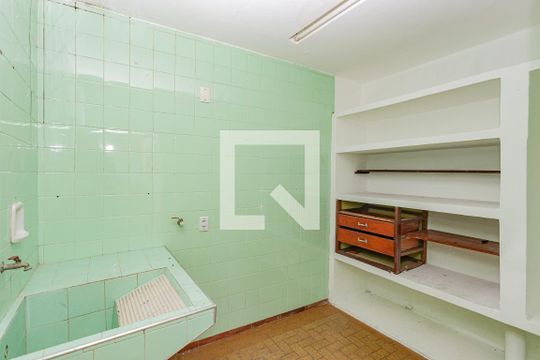 Área de Serviço de casa à venda com 3 quartos, 380m² em São João Climaco, São Paulo