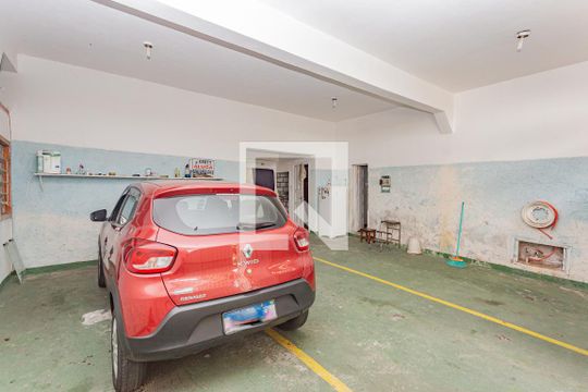 Garagem de casa à venda com 3 quartos, 380m² em São João Climaco, São Paulo