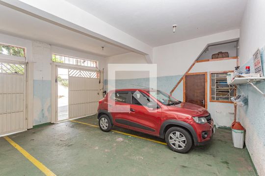 Garagem de casa à venda com 3 quartos, 380m² em São João Climaco, São Paulo