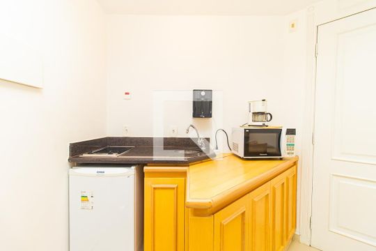 Cozinha de apartamento à venda com 1 quarto, 32m² em Bela Vista, São Paulo