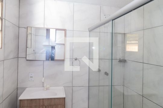 Banheiro de casa à venda com 3 quartos, 390m² em Harmonia, Canoas