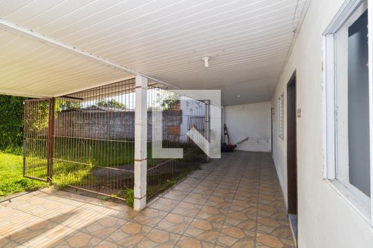 Quintal de casa à venda com 3 quartos, 390m² em Harmonia, Canoas